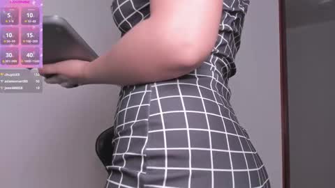 Elissa online show from 02.14.25