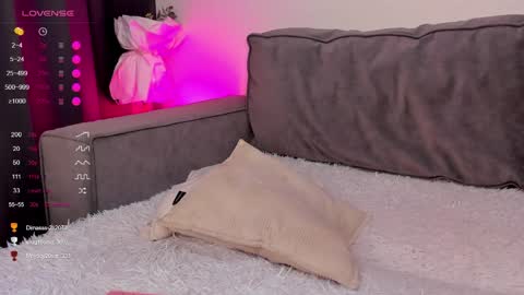 Eliss  online show from 04.18.26