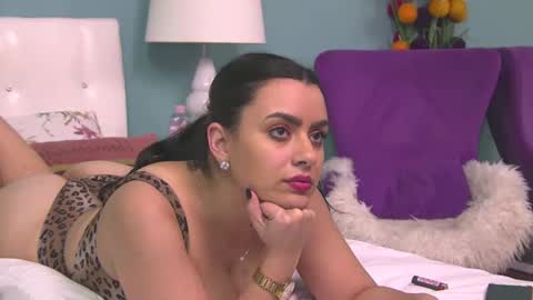 Snapshot of eliza_ibara chatting on 01.29.25 Eliza online show from 01.29.25