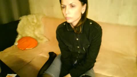 Snapshot of elizabe_th chatting on 09.16.25 Elizabethangel online show from 09.16.25