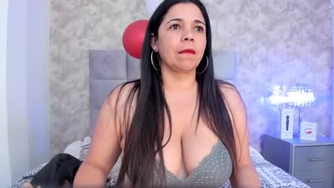 Elizabeth online show from 03.03.25