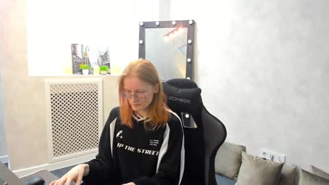 Elizabeth online show from 01.31.25