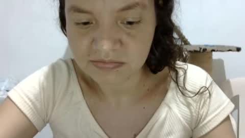 Elizabeth Martinez  online show from 03.02.25