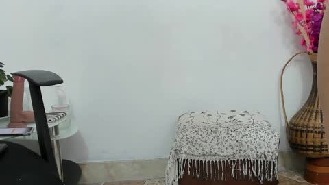 Elizabeth Mathure online show from 10.09.25