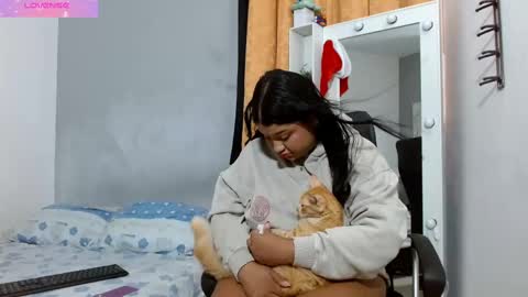 elizabeth_rizzo online show from 01.16.25