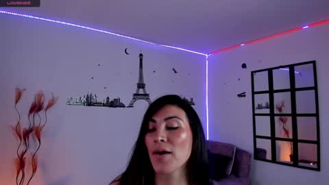 Snapshot of elizabeth_taylor_b chatting on 12.04.24 Elizabeth online show from 12.04.24