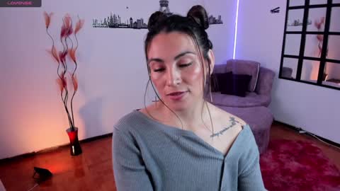 Snapshot of elizabeth_taylor_b chatting on 12.26.24 Elizabeth online show from 12.26.24