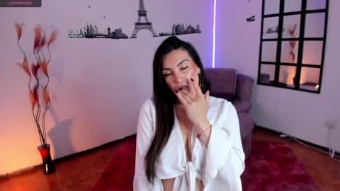 Snapshot of elizabeth_taylor_b chatting on 02.04.25 Elizabeth online show from 02.04.25