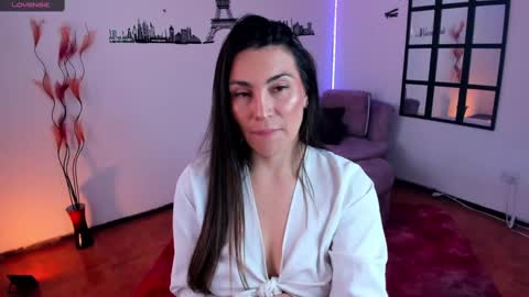 Snapshot of elizabeth_taylor_b chatting on 02.27.25 Elizabeth online show from 02.27.25