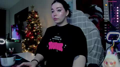 Snapshot of elizabethflowerr chatting on 01.19.26 Eli online show from 01.19.26