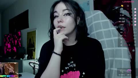 Snapshot of elizabethflowerr chatting on 02.03.26 Eli online show from 02.03.26