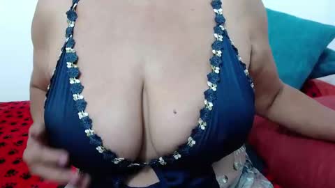 ElizabethMiler online show from 05.06.26