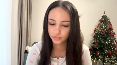 Mia online show from 01.14.26