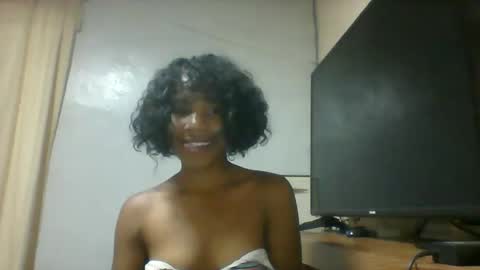 Snapshot of elizagayah chatting on 02.27.26 elizagayah online show from 02.27.26