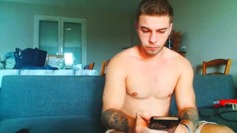 elkafit28 online show from 04.01.26