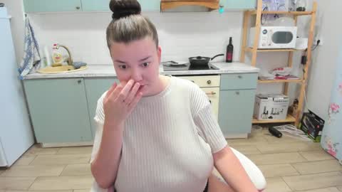 Lina online show from 06.04.26