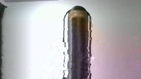 Snapshot of elkinjose182112 chatting on 09.21.25 elkinjose182112 online show from 09.21.25