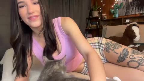 Snapshot of ella2sweet chatting on 04.30.26 Ella online show from 04.30.26