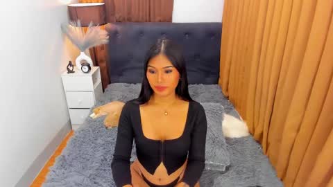 Ella online show from 01.02.25