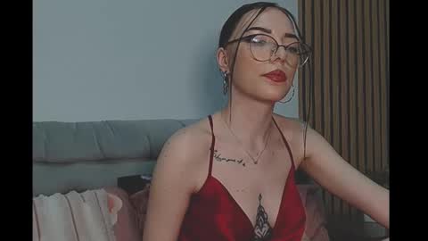 Chloe online show from 12.18.25