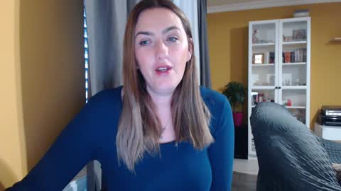 Snapshot of ella_max_live chatting on 01.21.25 Ella Max online show from 01.21.25