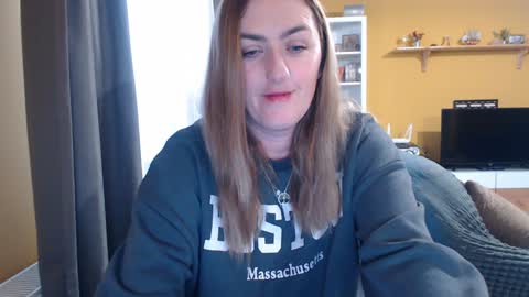 Snapshot of ella_max_live chatting on 01.28.25 Ella Max online show from 01.28.25