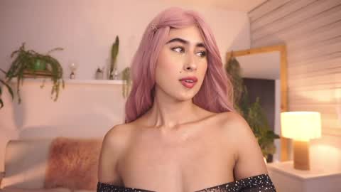 ELLA OWEN online show from 03.30.26