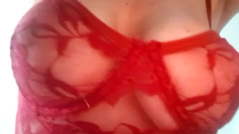 Ella online show from 12.02.25