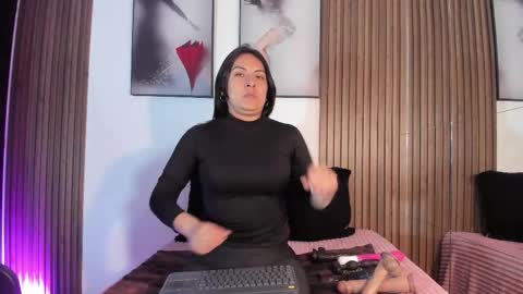 ella rouse online show from 01.12.26