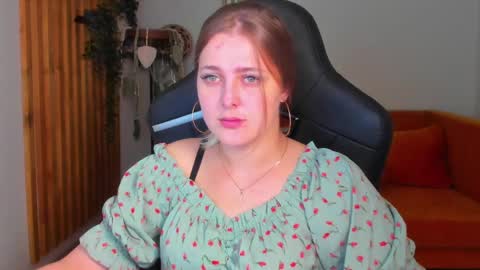 EllaBells online show from 04.20.26