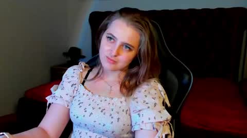 EllaBells online show from 04.30.26