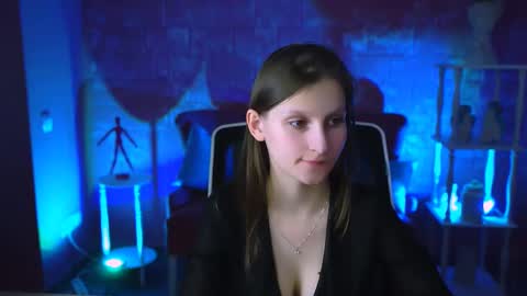 Snapshot of ellahorton chatting on 02.21.25 Ella online show from 02.21.25