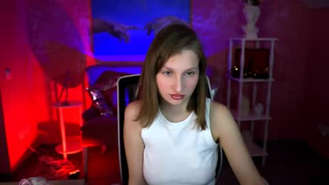 Snapshot of ellahorton chatting on 04.25.26 Ella online show from 04.25.26