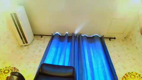 ellajanes online show from 09.09.25