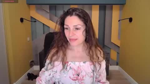 Snapshot of ellalongs chatting on 01.28.25 EllaLongs online show from 01.28.25