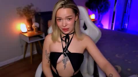 Ella online show from 01.17.26