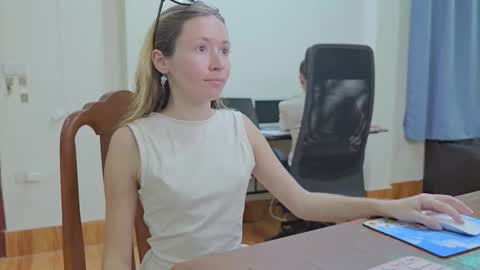 Snapshot of ellcrys chatting on 10.17.25 im Elsa lets go Subscribe to my OF and Youtube -35 online show from 10.17.25