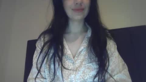 Snapshot of elle010843 chatting on 11.11.25 elle010843 online show from 11.11.25