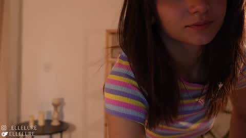 Snapshot of ellelure_ chatting on 03.03.25 Linda Restrepo online show from 03.03.25