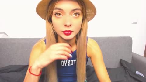 ellen_flow online show from 12.05.24