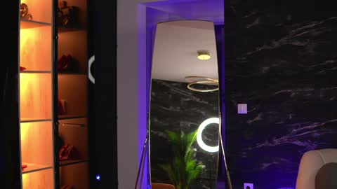 Snapshot of ellenkarter chatting on 02.05.25 EllenKarter online show from 02.05.25