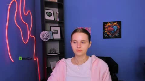 Snapshot of elli_ashley chatting on 04.01.26 Ashley online show from 04.01.26