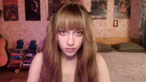 Snapshot of ellie_friendly chatting on 06.09.26 ellie_friendly online show from 06.09.26
