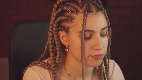 elliecutes online show from 02.12.25