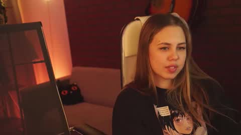 elliecutes online show from 02.25.25