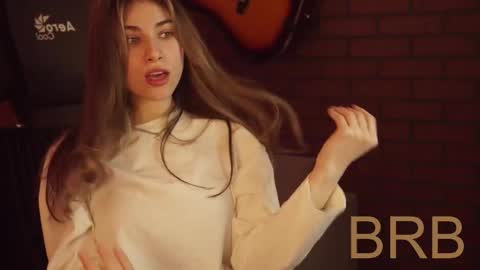 elliecutes online show from 02.26.25