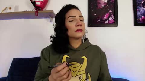 elliee1 online show from 12.05.25