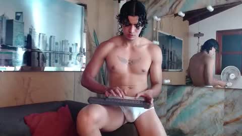 Snapshot of elliot_colton chatting on 11.26.25 Elloit Colton online show from 11.26.25