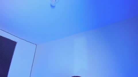 Snapshot of ellope chatting on 09.23.25 Ellope online show from 09.23.25