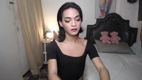 Snapshot of ellorrey chatting on 03.07.26 ELLORREY online show from 03.07.26